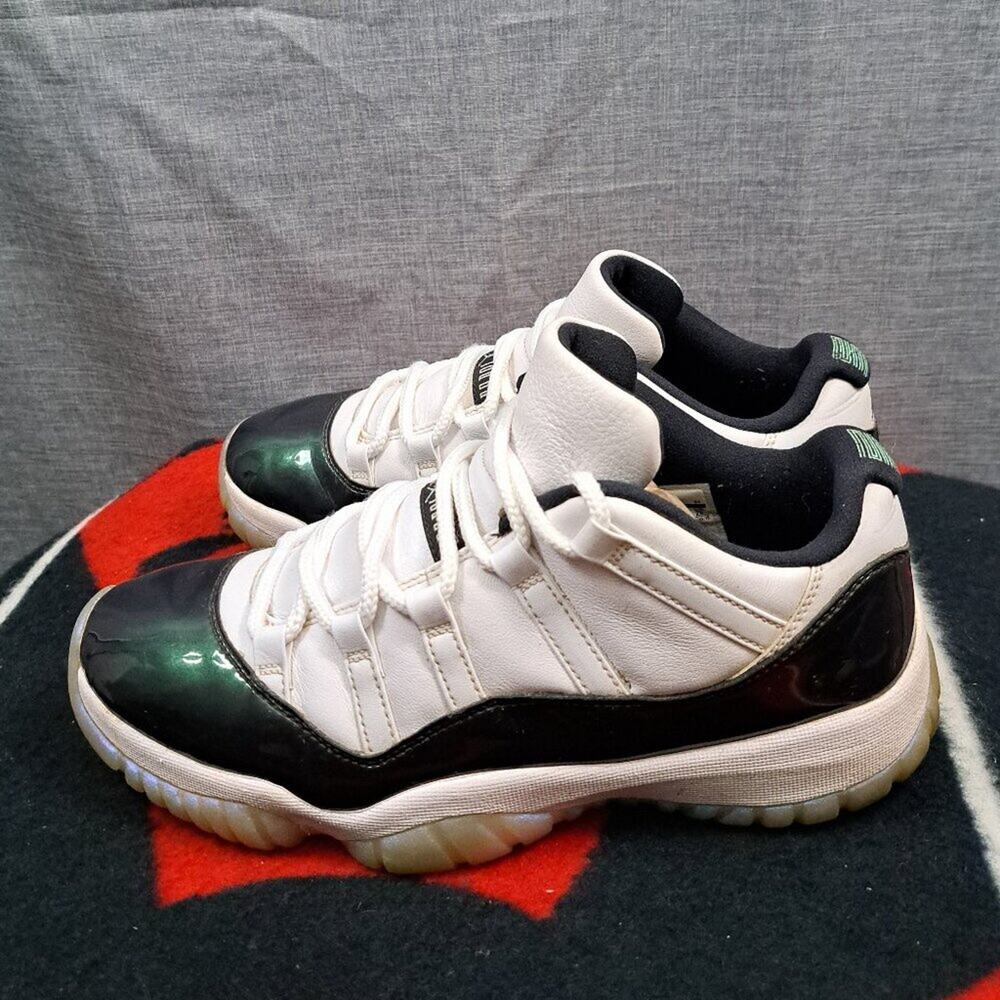 %Size 10 Men Nike Air Jordan 11 Low Emerald Iridescent White Black AJ26